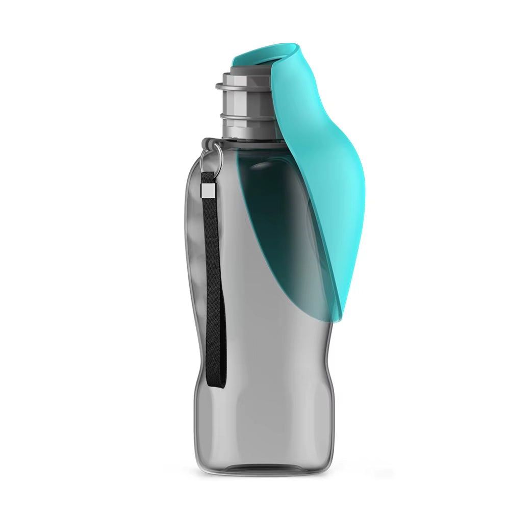 Stay Hydrated on the Go with Our 800ml Portable Dog Water Bottle - Perfect for Big Dogs During Outdoor Adventures!